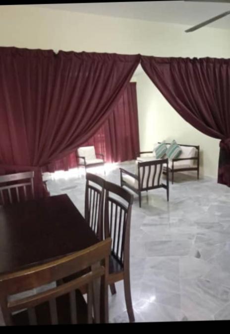 Aiman Homestay 포트딕슨 외부 사진
